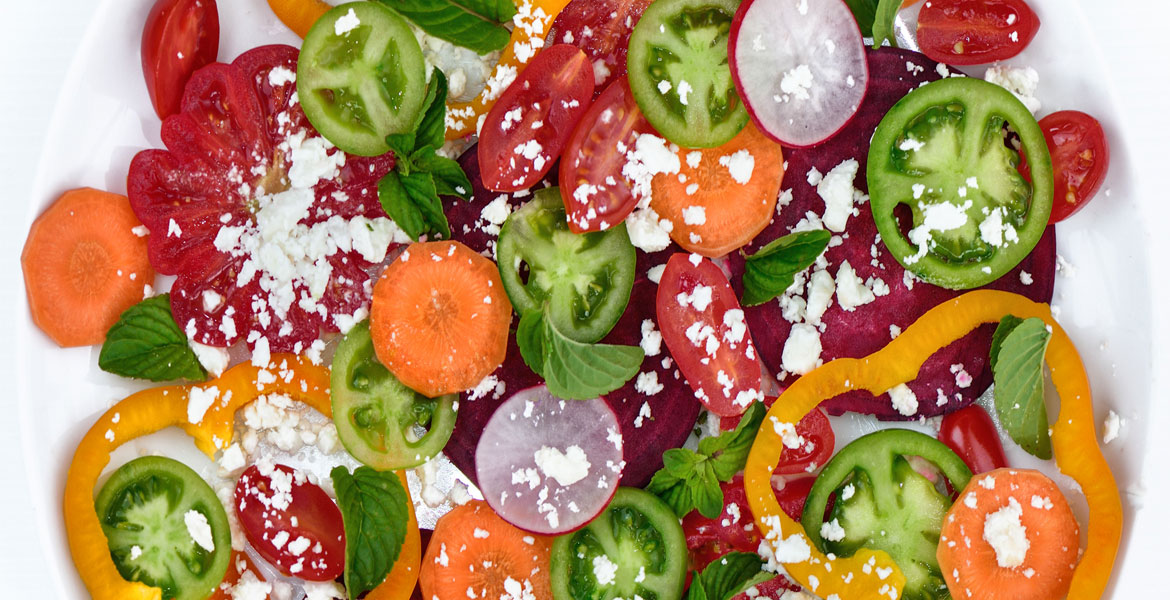 INSALATA MILLECOLORI CON FETA ZORBAS