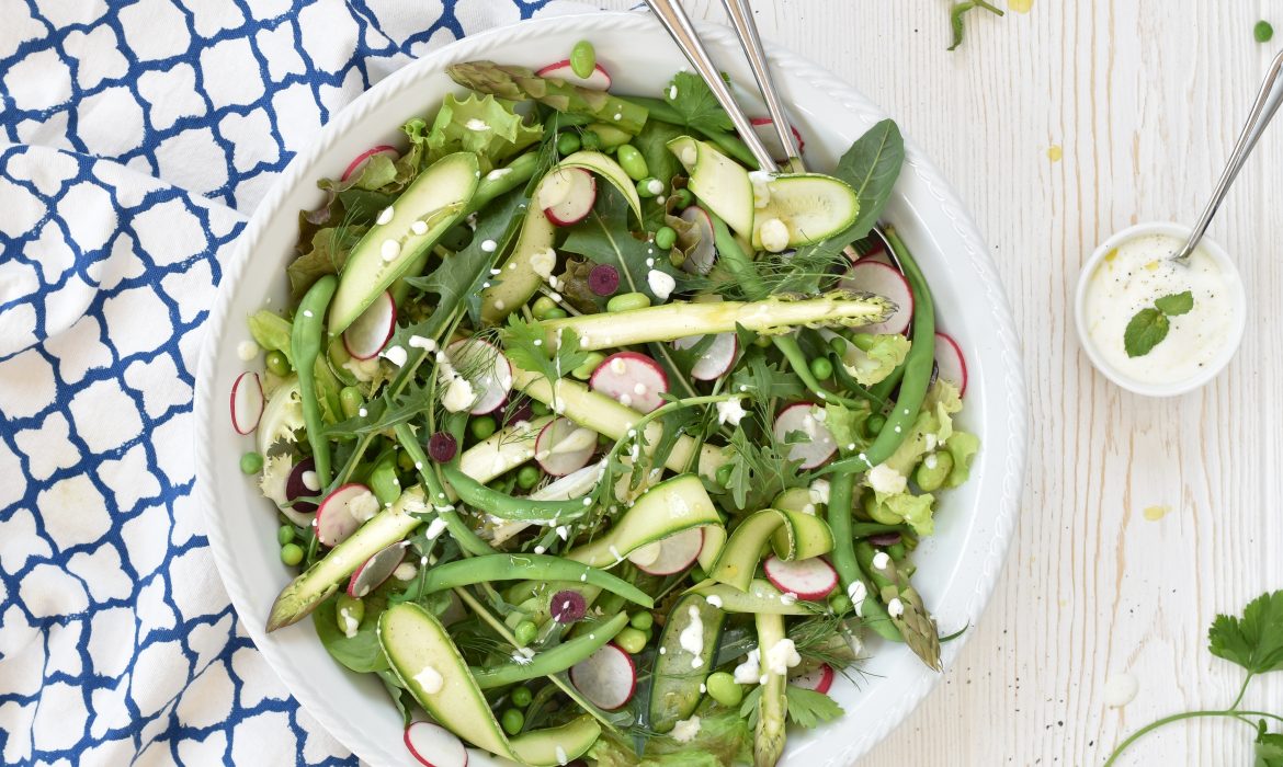INSALATA CON YOGURT GRECO