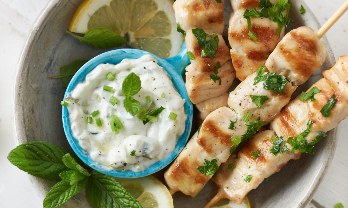 SOUVLAKI DI POLLO CON TZATZIKI ZORBAS