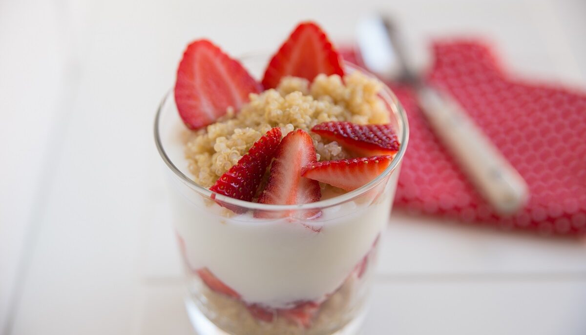 Quinoa e yogurt greco, la coppia perfetta