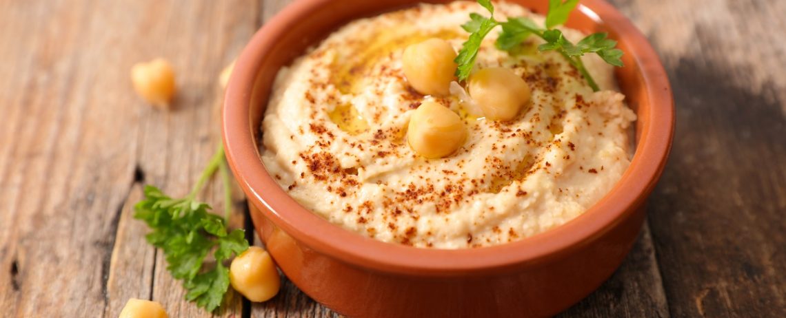 Hummus di ceci, come si mangia?