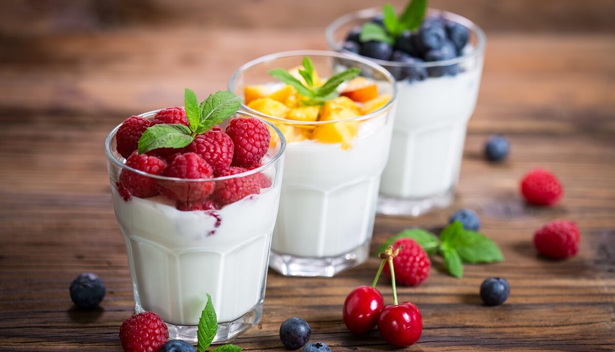 Frutta estiva, la migliore da abbinare allo yogurt greco