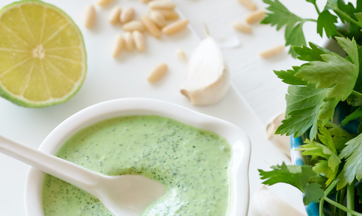 SALSA VERDE CON YOGURT GRECO