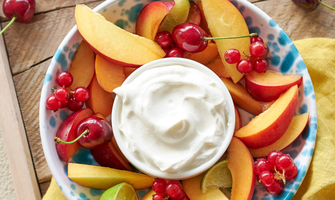 FRUIT BOWL CON YOGURT GRECO