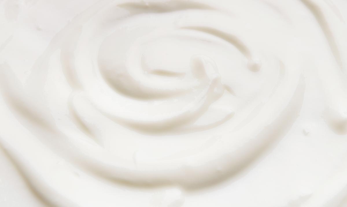 i benefici dello yogurt greco di pecora