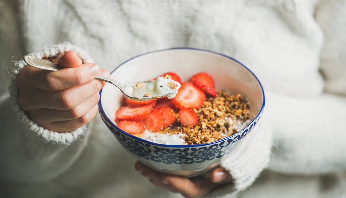 Lo yogurt greco è un perfetto alleato per il tuo intestino