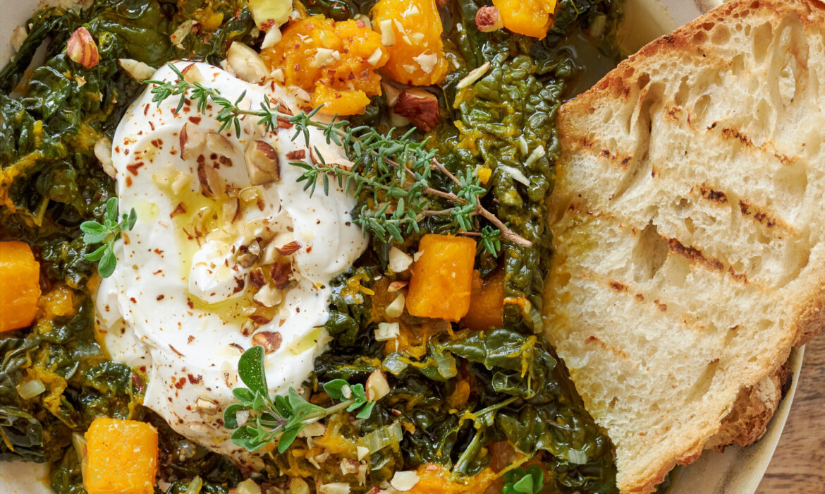 ZUPPA DI CAVOLO NERO E ZUCCA CON YOGREKO BIO ZORBAS