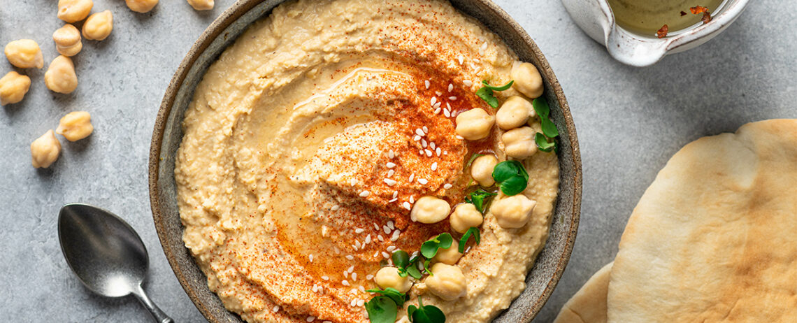 Hummus: abbinamenti e consigli per utilizzare la tipica salsa di ceci