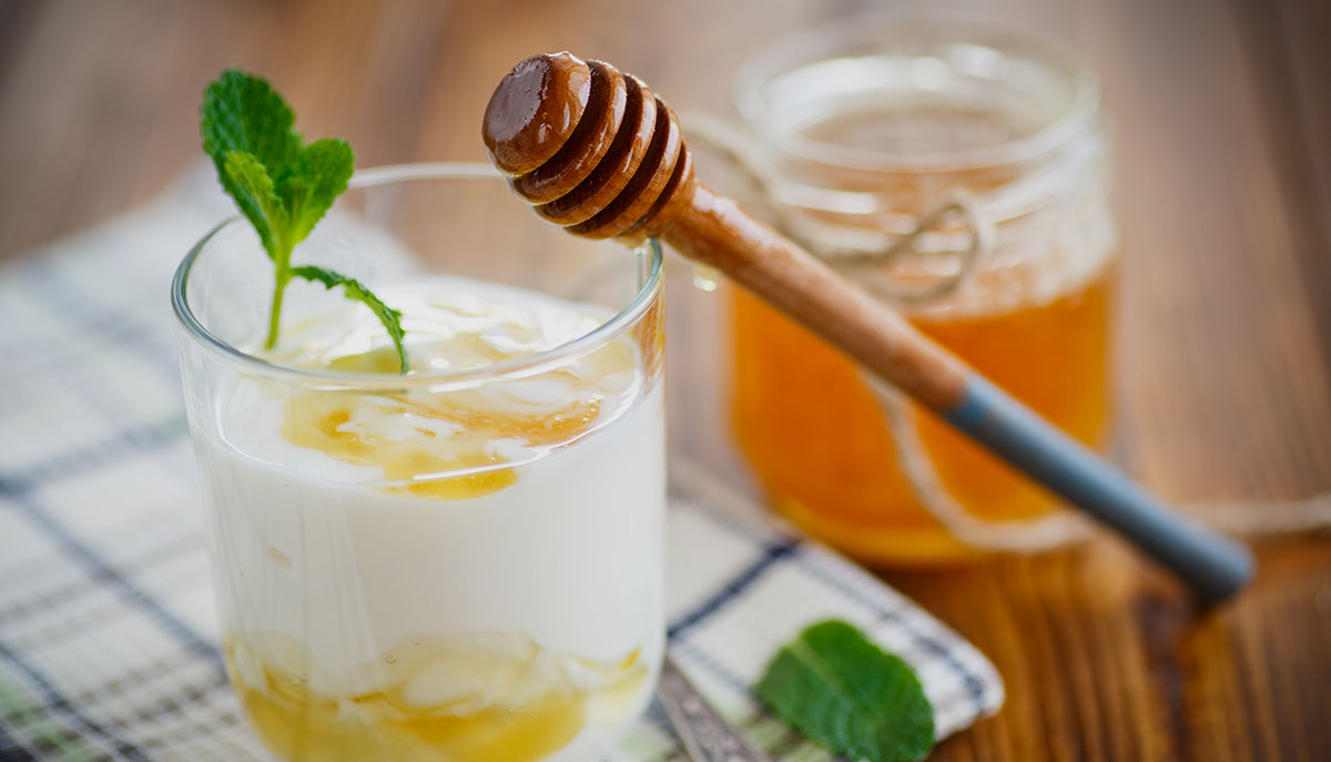 Quale miele abbinare allo yogurt greco?