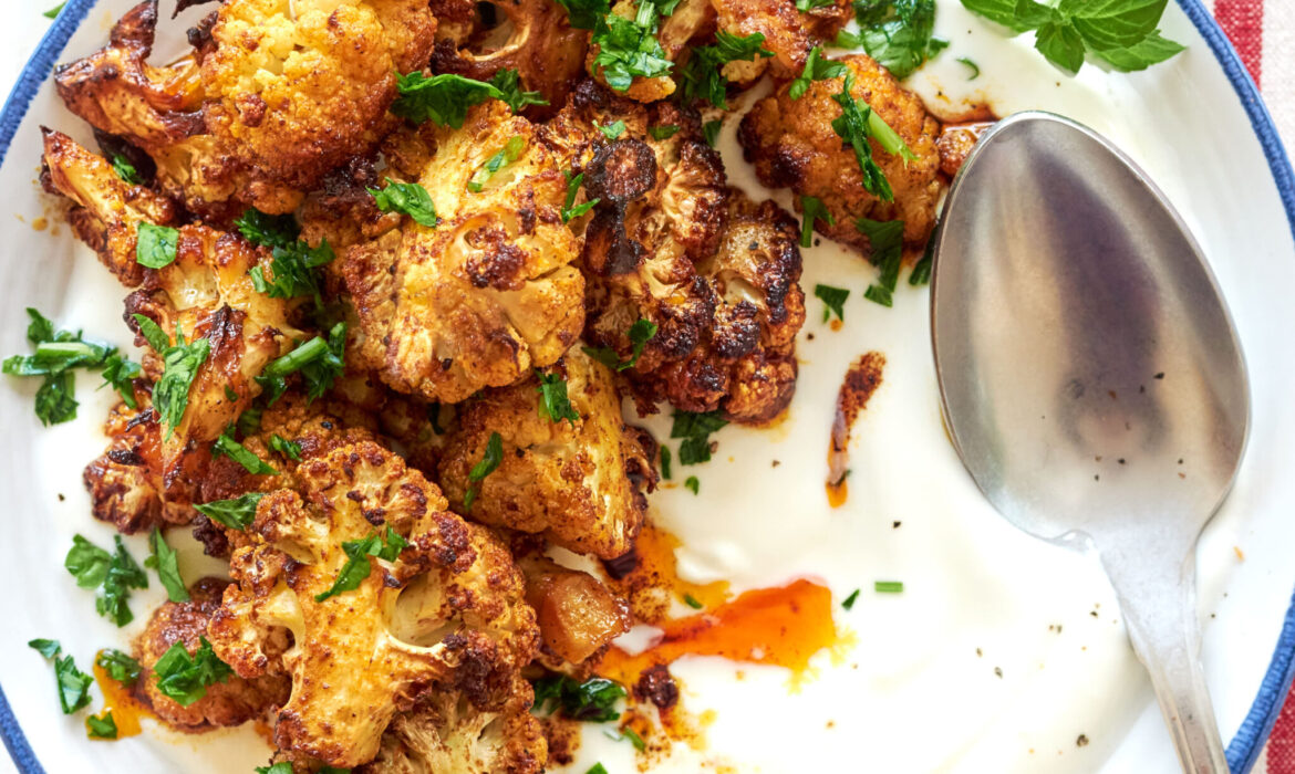 Cavolfiore all’ Harissa con yogurt greco