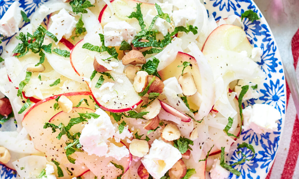 Insalata di finocchi, mela rossa e Feta Zorbas
