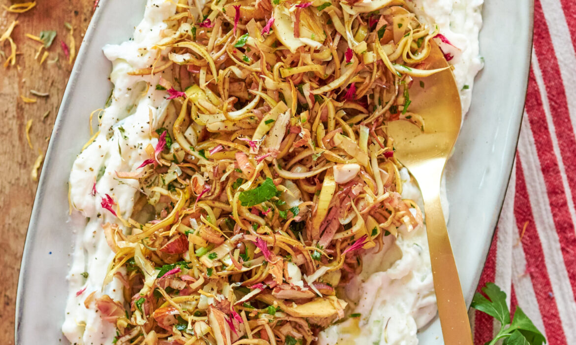 Tzatziki Zorbas con insalata di carciofi