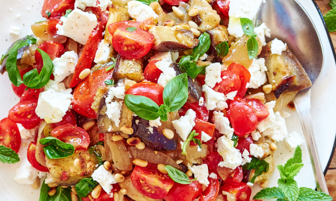 Insalata di melanzane al forno con Feta Zorbas e pomodorini